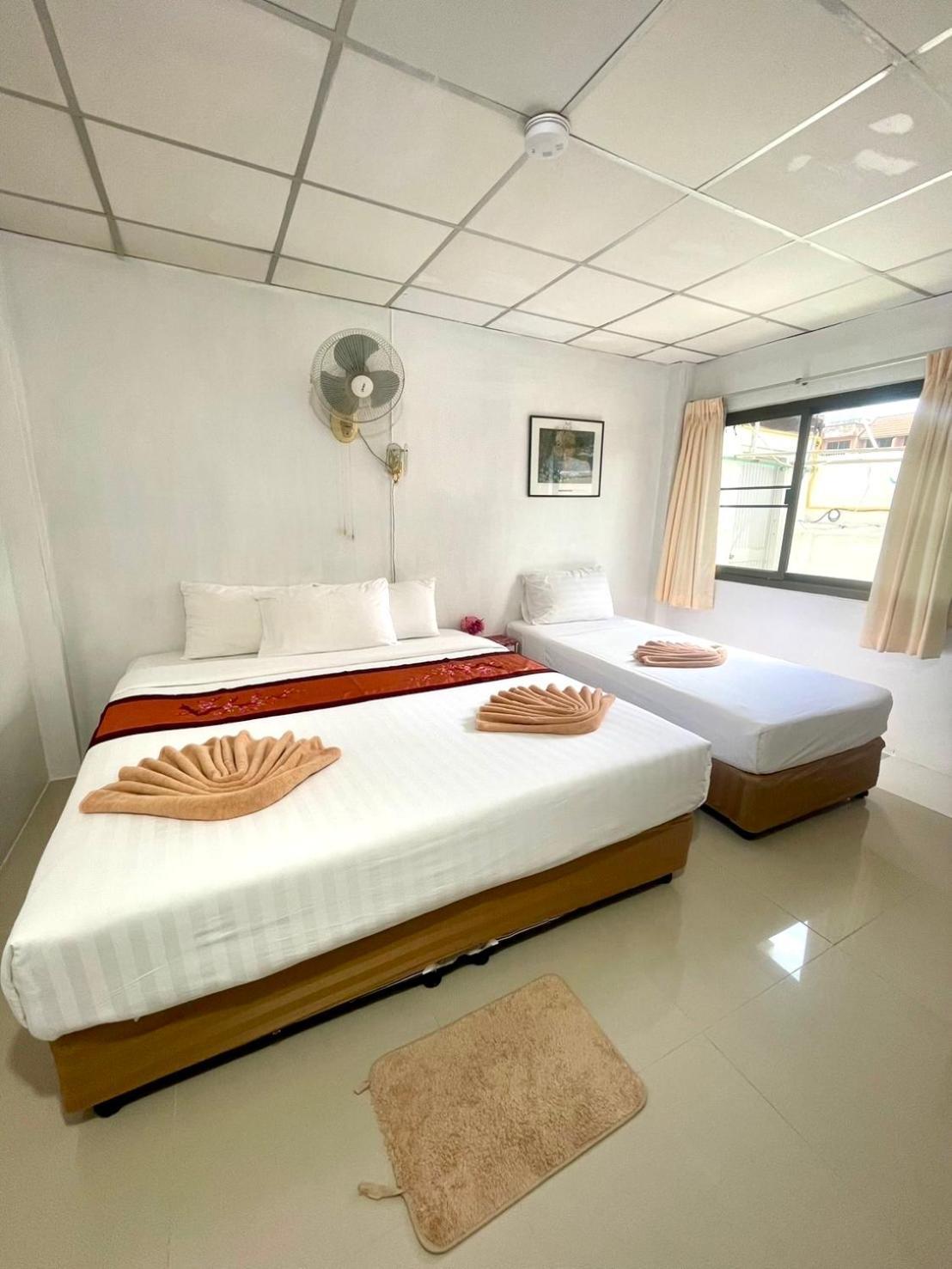 Jj Karon Beach Hotel מראה חיצוני תמונה