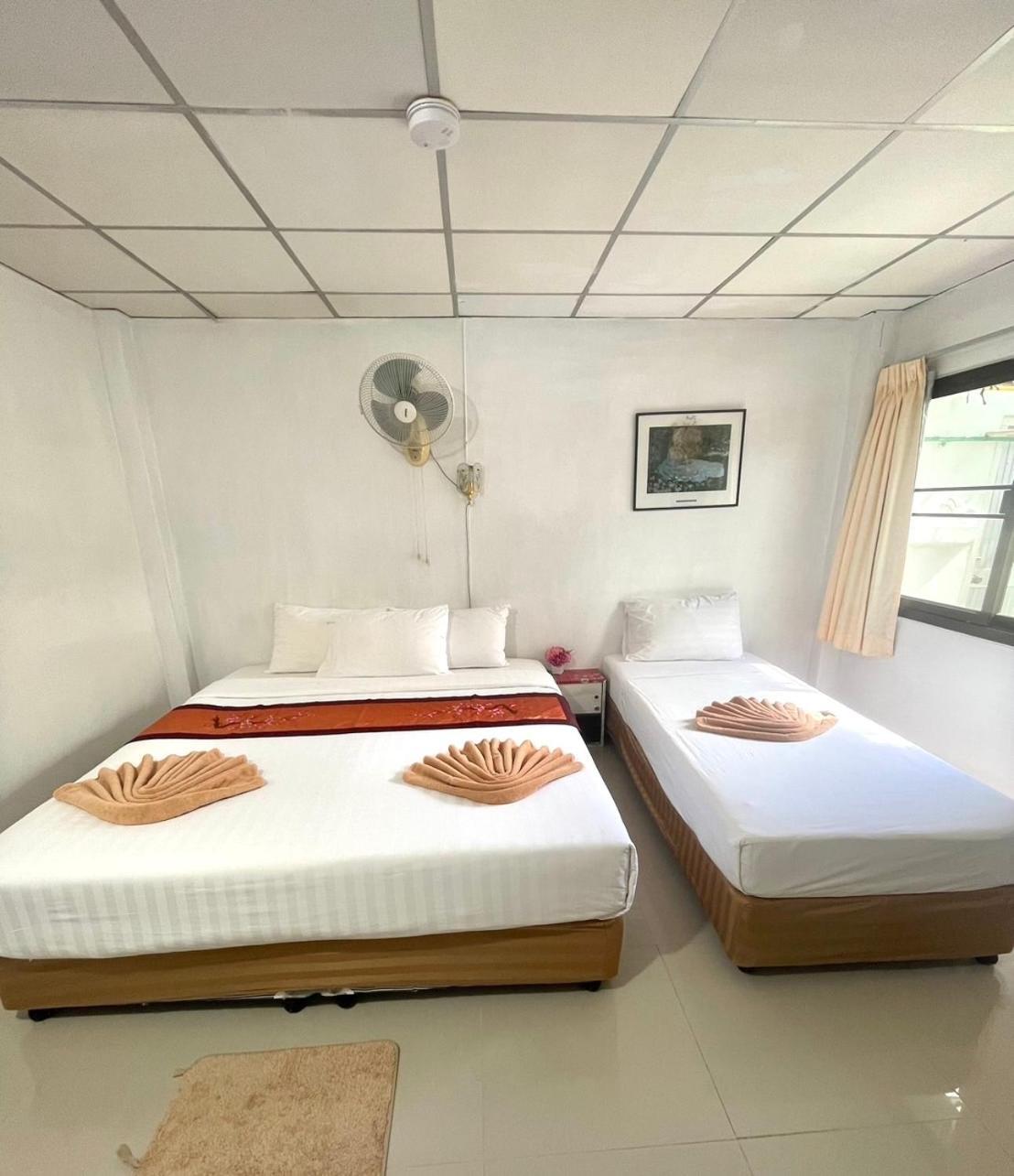 Jj Karon Beach Hotel מראה חיצוני תמונה
