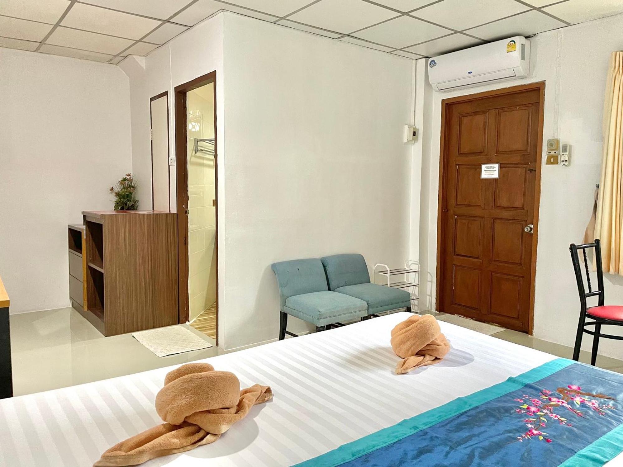 Jj Karon Beach Hotel מראה חיצוני תמונה